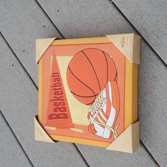 NWT New View Fabric Basketball Hand Embellished 9x9 Picture - Picture 2 of 8